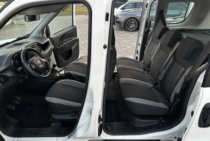 Fiat Doblò Cargo combi N1 1.3 mjt 16v 95cv E6 Manual Diesel          anno 11/2018. € 3900