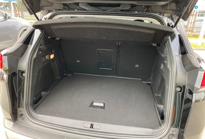 Peugeot 3008 1.5 bluehdi Allure s&s 130cv eat8 Automatic Diesel
(131PS), Diesel, , 49671 km, 13/12/2022 ,                               ✅ distribuzione a secco✅