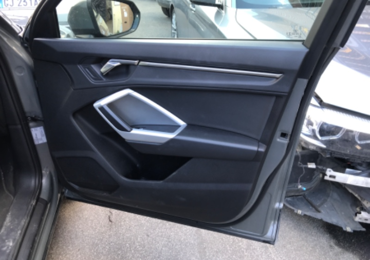 Audi Q3 35 2.0 tdi Business s-tronic Sequential Diesel.       Anno 11/2022 km100705