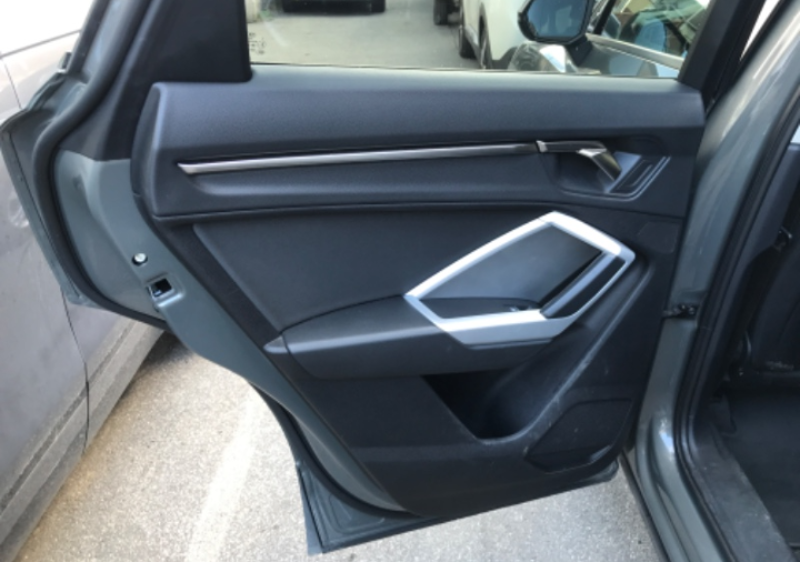 Audi Q3 35 2.0 tdi Business s-tronic Sequential Diesel.       Anno 11/2022 km100705