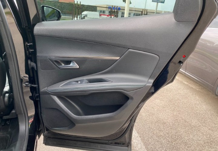 Peugeot 3008 1.5 bluehdi Allure s&s 130cv eat8 Automatic Diesel
(131PS), Diesel, , 49671 km, 13/12/2022 ,                               ✅ distribuzione a secco✅