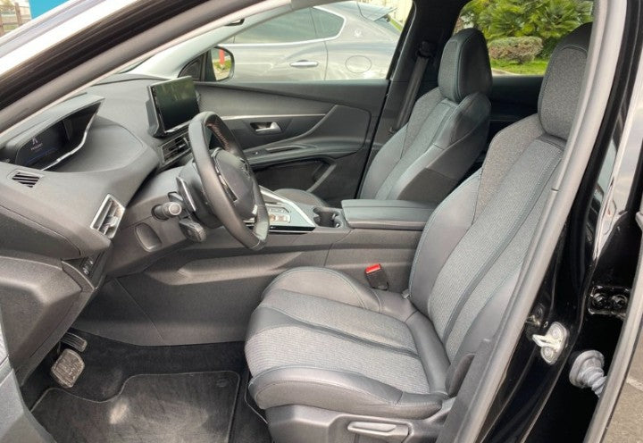 Peugeot 3008 1.5 bluehdi Allure s&s 130cv eat8 Automatic Diesel
(131PS), Diesel, , 49671 km, 13/12/2022 ,                               ✅ distribuzione a secco✅