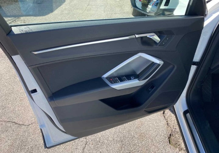 ❌ venduta ❌ Audi Q3 35 TDI S tronic Business Advanced Sequential Diesel
km 49500.    12 / 2020.     150cv