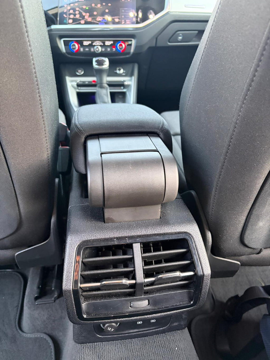 Audi Q3 Sportback 35 2.0 tdi s-line  s-tronic Sequential Diesel
(150PS), Diesel, , 95193 km, 04/01/2023 garanzia 01/2028.      Prezzo € 27.900