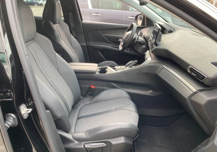 Peugeot 3008 1.5 bluehdi Allure s&s 130cv eat8 Automatic Diesel
(131PS), Diesel, , 49671 km, 13/12/2022 ,                               ✅ distribuzione a secco✅